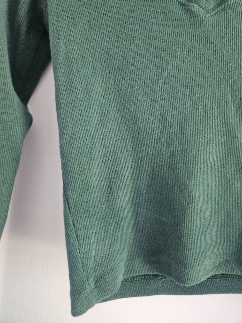 Hollister Green Long Sleeve Ribbed V-Neck Small Shirt - Picture 4 of 6